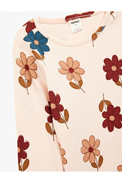 Koton Βαμβακερό μακρυμάνικο μπλουζάκι με λαιμόκοψη με λουλούδια