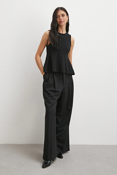 Never more Twist Knit Sleeveless Knitwear Black