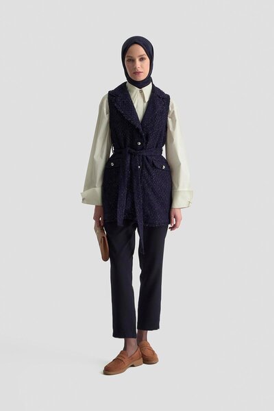 Armine TREND Yeleği Tüvit Simli Kemerli Pantolonlu İkili Takım Lacivert 25KT638