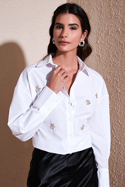 Lela Taş Detaylı Regular Fit Gömlek GÖMLEK 611GO00417