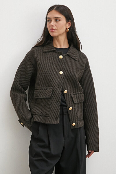 Never more Polo Collar Pocketed Gold Buttoned Jacket Brown