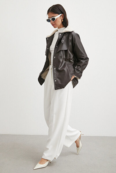 Never more Fur Collar Detailed Leather Jacket Brown