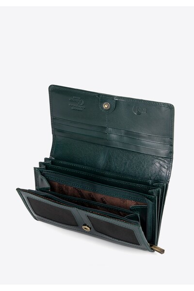 Wittchen Women's patent leather wallet, oblong, green, leather