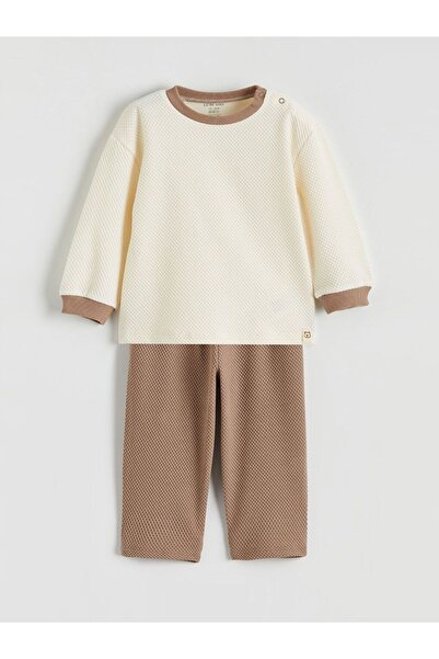 LC Waikiki Lcw Baby Boys' Pants and T-Shirt 2-Piece Set