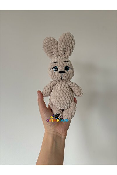 OEM Crochet Toy "Binky, the Little Bunny" – Handmade from Plush Yarn