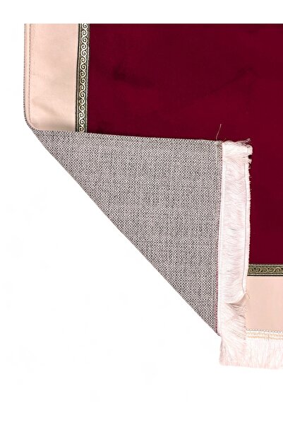Öz Kadife Luxury Velvet-Lined Prayer Rug – Stylish, Soft Textured, and Premium Design Perfect for Gifting