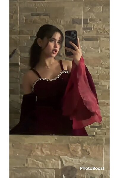 Riva Elegant short burgundy velvet dress