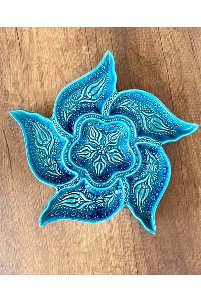 MUGUSA HEDİYELİK EL YAPIMI ÇİNİ SERAMİK KABARTMA DESENLİ RÜZGAR GÜLÜ FİRUZE / MAVİ KAHVALTILIK - ÇEREZLİK SETİ