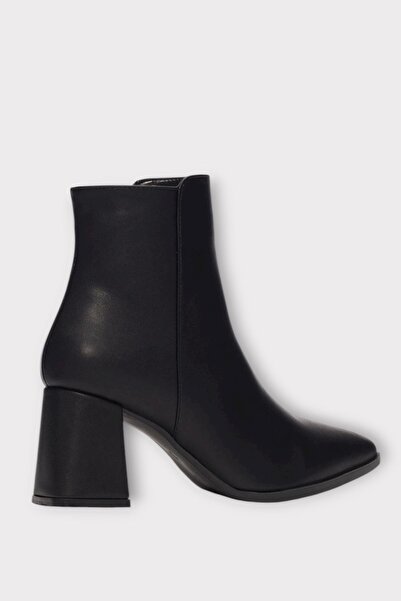 Liger Thick Heel Pointed Toe Zippered Women's Boots Black