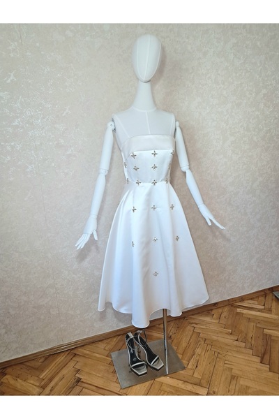 MHM STUDIO Beyaz Parlak Gelinlik Kumaşı Midi Boy Taşlı Zarif Nişan Söz Nikah Elbisesi