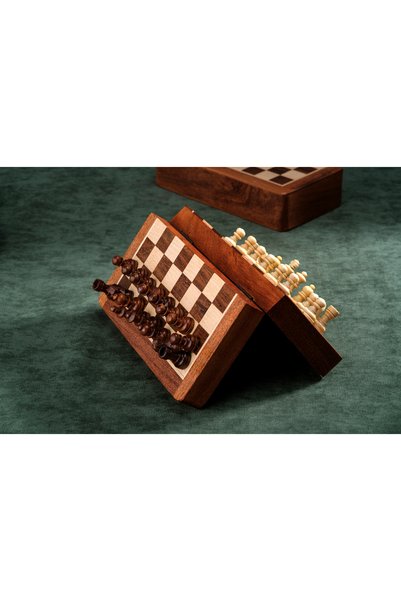 Ban Store Handmade 17.5 cm Magnetic Wooden Chess Set, Portable Solid Wood Foldable and Portable