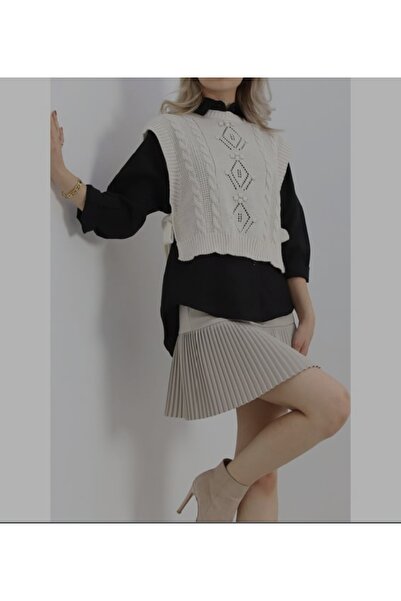 Lion queen Knitted Side-Tie Stylish and Trendy Sweater