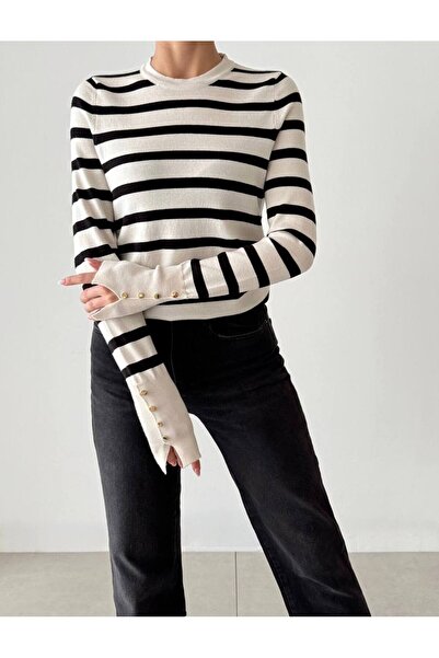 Mery Striped Buttoned Sleeve Knit Blouse