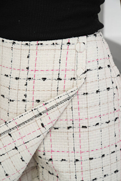 bacc Cream 2 Buttons Tweed Fabric Shorts Skirt Bchn-2526414