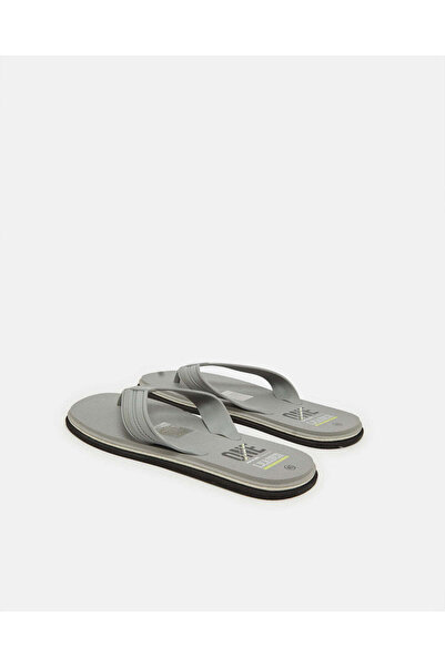 REDTAG Men Grey Plain Toe Post