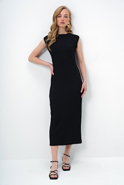 Trend Alaçatı Stili Kadın Siyah Bisiklet Yaka Pis Dikiş Detaylı Bürümcük Dokuma Elbise ALC-X13850