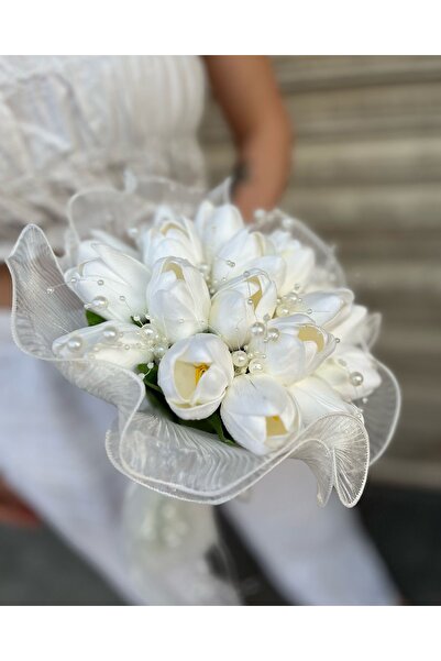 Diana Accessory Islak Lale Buket’i Yaka Çiçeği 11 Adet İnci Detaylı Damat yak...