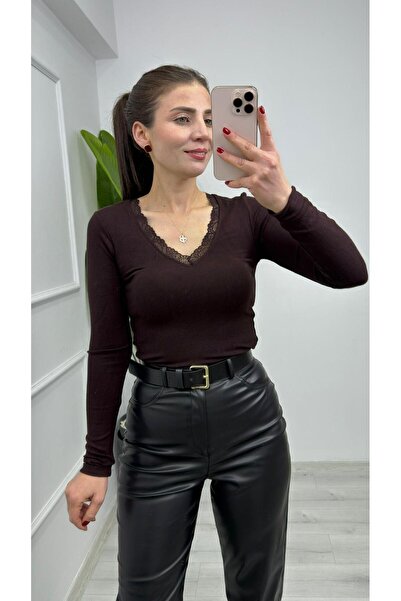 TUNAM BUTİK 4829 بلوزة من القطن الممشط بياقة دانتيل باللون البني