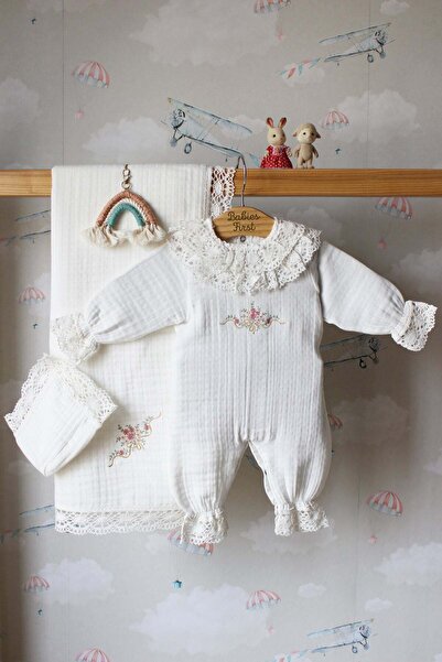 BabiesFirst Çiçek Nakış 6'lı İsme Özel Müslin Bebek Set %100 Pamuk Tulum Batt...