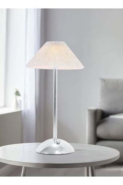 Nisf Alqamar Touch Metal Table Lamp with Folded Fabric Shade