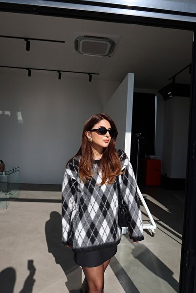 Özge Özgenç Classic Mini Fabric Skirt