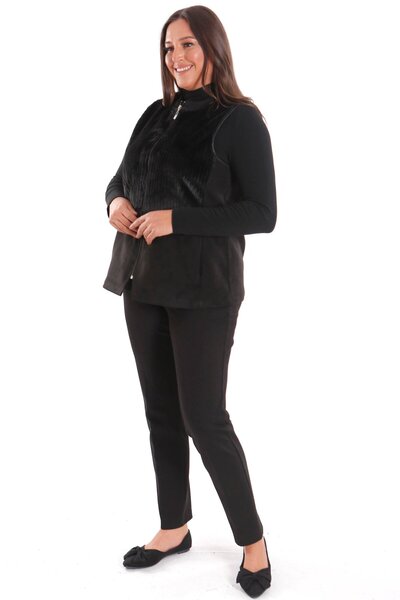 Metpoint Μαύρο γιλέκο Trend42plus μεγάλου μεγέθους με λεπτομέρεια από γούνα στο μπροστινό μέρος