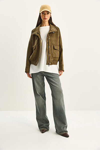 Bianco Lucci Γυναικείο μπουφάν με ψηλός λαιμός τσέπες με φερμουάρ, λεπτομερές επένδυση oversized από τεχνητό σουέτ 9030 60283796