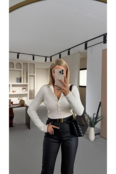 Sezgi Tekin Яка с копчета, цвят екрю, стоманена плетена материя