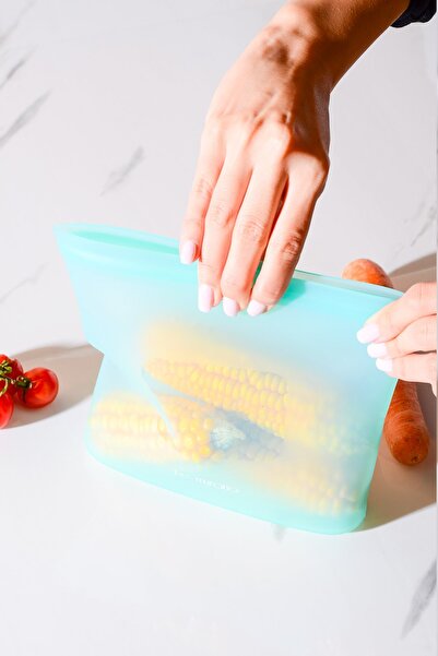 Le murano Mood Air Tight Lockable Silicone Storage Bag 700 ml | Green