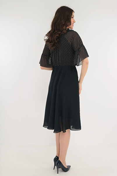 Vanessa Line RO Κομψό φόρεμα από σκούρο μπλε πέπλο και κρεμ πουά πέπλο