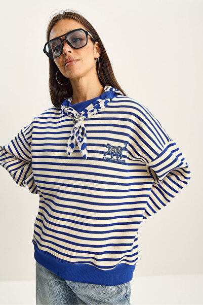 Bianco Lucci Women's Scarf Detailed Leopard Embroidered Striped Three Thread Sh Fleece-Lined O Oversized Sweatshirt 6973 60283818