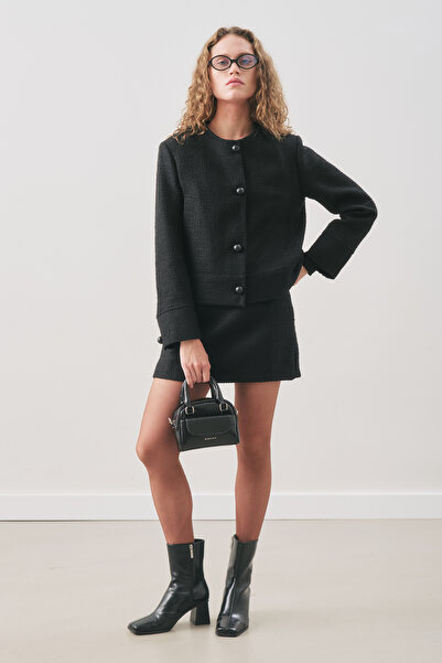 Manuka Bukle Fabric Short Jacket Black