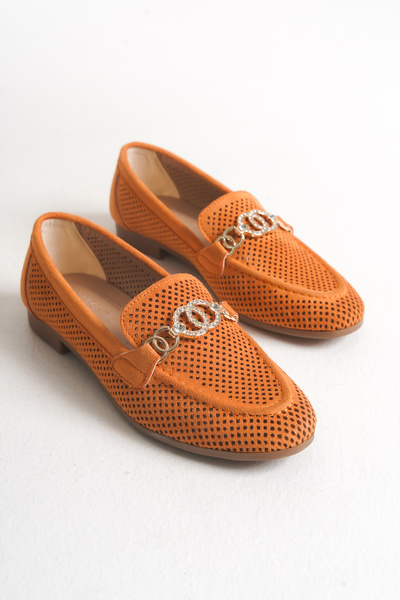 FEMME حذاء Andra النسائي بإبزيم ومقدمة مستديرة للاستخدام اليومي باللون البرتقالي