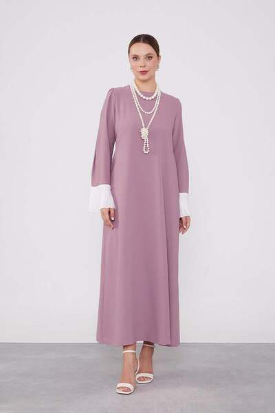 Levidor Φόρεμα από σιφόν με πλισέ σε σκούρο λιλά