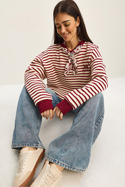 Bianco Lucci Women's Scarf Detailed Leopard Embroidered Striped Three Thread Sh Fleece-Lined O Oversized Sweatshirt 6973 60283818