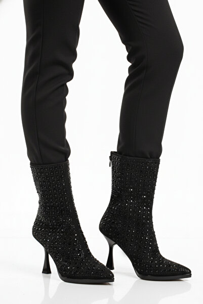 AYAKMOD Siyah Taş İşlemeli İnce Topuklu İçi Kürklü Kadın Çizme 671131 Z