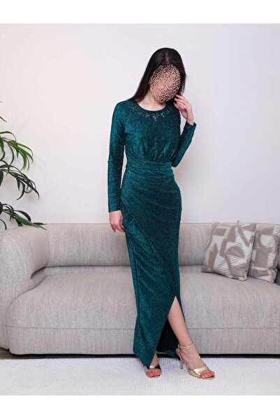 Opera Fashion فستان سهرة استرتش لمعة مزين بإكسسوار عند الرقبة