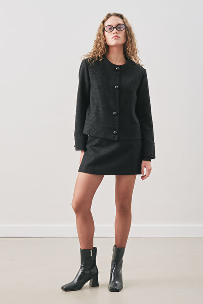 Manuka Bukle Fabric Short Jacket Black