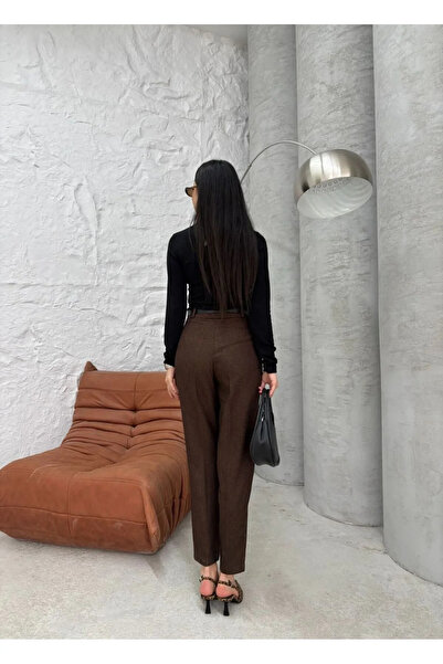 bysoca Kadın Kahverengi Yüksek Bel Kemerli Pileli Cepli Bilek Boy Havuç Kesim Klasik Kumaş Pantolon