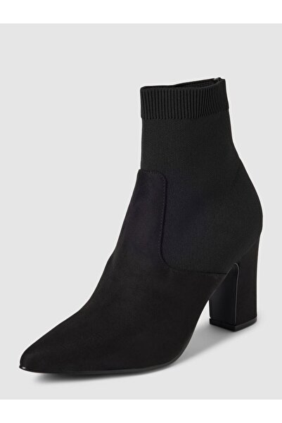 Steve Madden ankle boots with elastic shaft and block heel in black