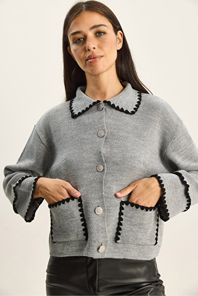 Bianco Lucci Women's Polo Neck Pocket Detailed Shepherd Stitch Knitwear Cardigan 60285001