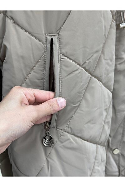 BENAHOLL Belola Hooded Fur Trimmed Waist-Tightening Hidden Zipper Quilted Coat-En2024 Mink