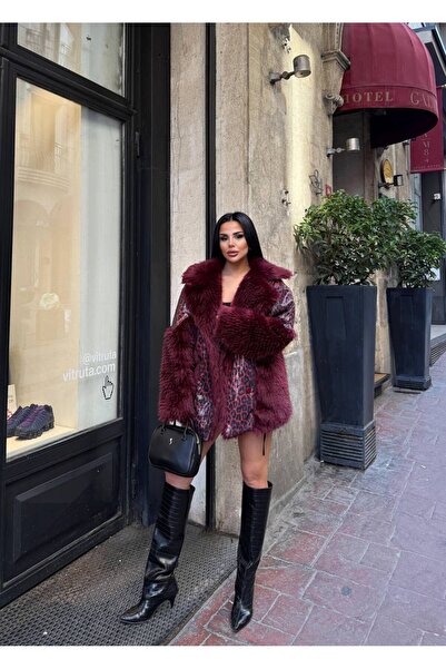 Lady Pixie Fur collar leopard scale embroidered coat