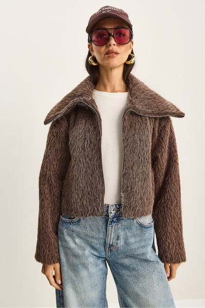 Bianco Lucci Women's Wide Collar Pocket Detailed Lined Fleece-Lined Cashmere Crop Coat 0211 60283819