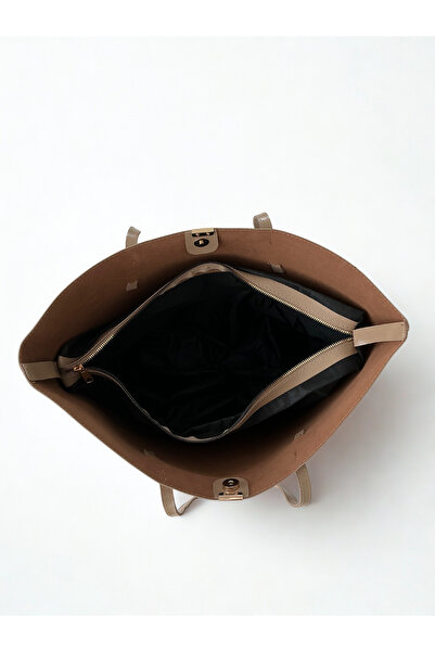 yako Sasha Women's Shoulder Bag – Large Volume, Internal Compartment with Zipper, High-Quality Faux Leather (50×30×15 cm)