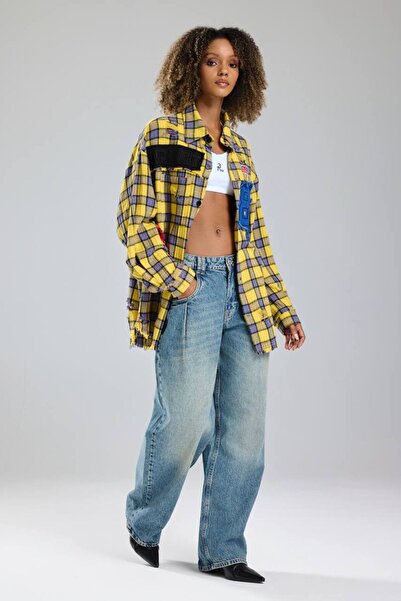 tw3 Women's Plaid Fabric Applique and Distressed Detail Design Shirt