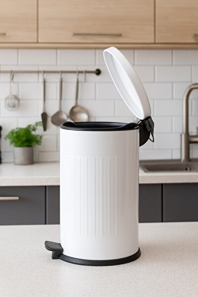 Begin Power Vintage 16 Lt Trash Can with Soft Close Lid Office Kitchen Bathroom Balcony Trash Can White