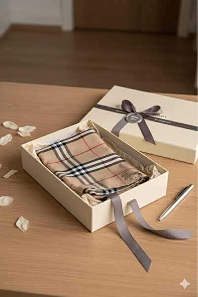 w white stars sports & wear Women-Girls Burbery Pattern Plaid Shawl