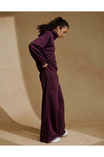 AMERICAN EAGLE AE Everyday Luxe Wide-Leg Sweatpant