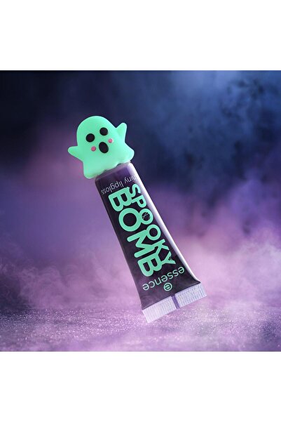 Essence SPOOKY BOMB Shiny Lipgloss - 01 BOO!berry kiss!